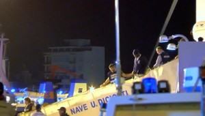 Taliansko dovolí lodi s utečencami  vstúpiť na Sicíliu