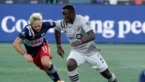 Ako udržať ľudí doma? Reprezentanti ich vyzvali na konzolový zápas