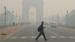 FOTO: Dillí sa dusí v smogu