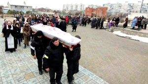 Žena, ktorá žiadala Putina o zásah na Ukrajine, zomrela pri paľbe na Mariupol