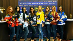 Košičania dostali pohár pre víťaza základnej časti, extraligisti sa tešia na Slovan