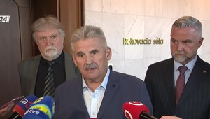 Tlačová beseda koalície o neodvolaní Tibora Gašpara