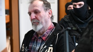 Útočník Juraj Cintula pred súdom: Z nemocnice ho presunú do ústavu na výkon väzby