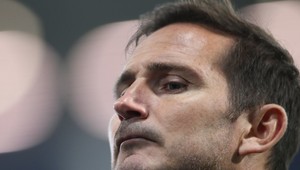 Nebol ešte pripravený a nevyužil posily. Fanúšikovia za Lampardom stoja