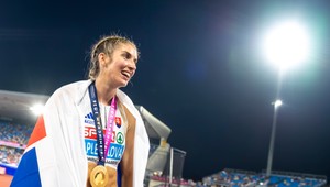 TOP 5 udalostí dňa: Historické zlato Emmy Zapletalovej