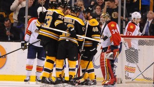 VIDEO. Gól Cháru pomohol Bostonu, Halák vychytal nulu