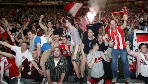 Fanúšikovia Düsseldorfu vyčíňali v uliciach Hannoveru