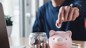 Novelizácia zákona o dani z príjmov môže investorom priniesť úsporu v desiatkach až stovkách EUR ročne