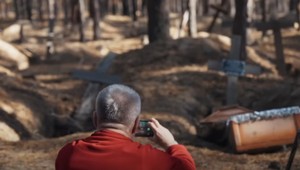 Dokument mapuje "veľký vlastenecký výlet" českých rusofilov na Ukrajinu