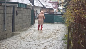 V okrese Žarnovica platí tretí stupeň výstrahy pred povodňou