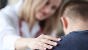 Máte pocit, že ste na svoje onkologické ochorenie ostali sami? Prostredníctvom projektu weLive sa môžete spojiť s ľuďmi, ktorí rakovinu porazili – v boji s ňou pomôžu aj vám