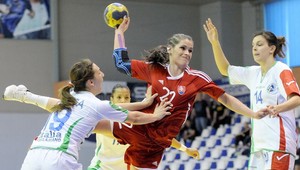 Slovenky sa natrápili, ale Talianky zdolali