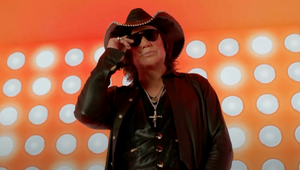 Niekdajší hviezdny krásavec je "humusák"? TAKTO sa predviedol pred kamerou a dostal padáka!