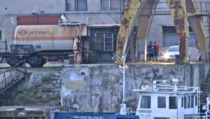 V areáli lodeníc v Komárne došlo k silnému výbuchu