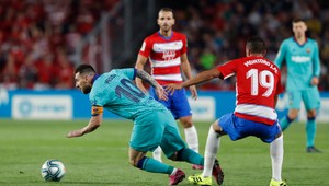 Nováčik z Granady zdolal slávnu FC Barcelonu a vedie La Ligu