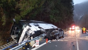 Tragická nehoda pri Párnici: Obeťou je 18-ročná spolujazdkyňa