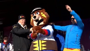 Predstavili maskota majstrovstiev sveta. Toto je medveď Macejko