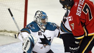 Chudobný program NHL, Calgary nestačilo na žralokov