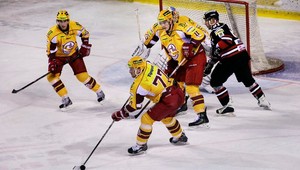 Highlighty: Kroták prekonal hranicu 450 gólov, Lašák so shutoutom