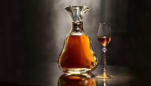 Hennessy a Louis Vuitton sa spojili: Vytvorili set, ktorého cena vám vyrazí dych