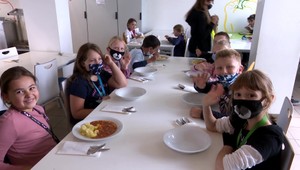 Granadír, buchty, španielsky vtáčik: Kuchári v školských jedálňach veľa možností nemajú