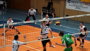 VKP: Bronz hádžeme do Dunaja!