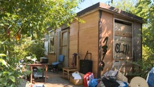 V Bratislave našli mŕtvu ženu, hlavným podozrivým je jej priateľ