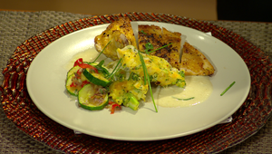 Kuracie medailónky na syrovej omáčke so zeleninovou fritattou