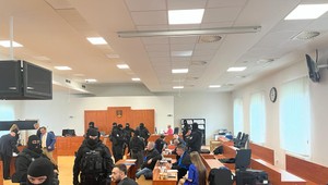 Odzneli záverečné reči advokátov aj obvinených: Čaká sa na rozsudok