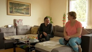 Po smrti matky musí syn opustiť byt. Zákony sú ale nejednoznačné