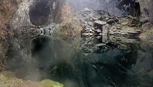 Len 16 -ročný mladík zostal v jaskyni, pomáhať mu museli horskí záchranári