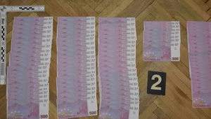 Experiment s falošnými bankovkami sa mladíkovi nevyplatil