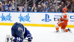 Matthews má po zákroku Čecha Gudasa po sezóne