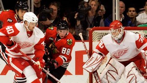 Blackhawks si uctia obete univerzitnej streľby