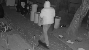 Zlodej chcel kradnúť v chate expolicajta. Kamera a alarm mu prekazila plány