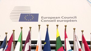 Lídri EÚ začali summit za pokračujúcich nezhôd okolo embarga na ruskú ropu