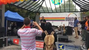 Evanjelický kňaz prišiel o prácu pre svoj príhovor na dúhovom pochode