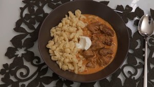 Hlavné jedlo: Kalimero na červeno