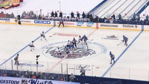 Vo Winter Classic triumf St. Louis nad Chicagom bez Hossu