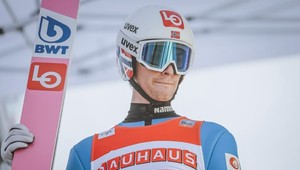 V marci 2020 takmer zomrel po páde. Nórsky skokan na lyžiach sa vrátil