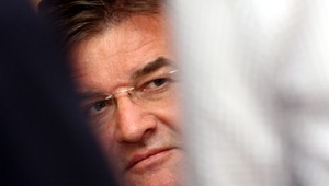 Podľa prieskumu by sa v septembri o prezidentské kreslo pobili Danko a Lajčák