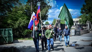 Na Tisovom hrobe si pripomenuli 70. výročie jeho popravy, prišli aj Kotlebovci