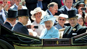 Škandál v kráľovskej rodine! Princ Andrew mal zneužiť tínedžerku, prípad opísala TAKTO!