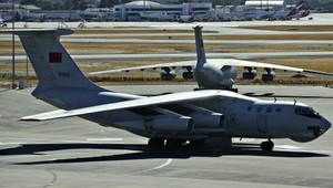 Hodinu po zmiznutí malajzijského lietadla použil kopilot svoj mobil