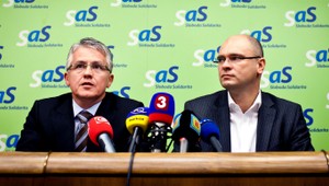 Znižovať deficit bez zvyšovania daní? Experti z SaS tvrdia, že sa to dá