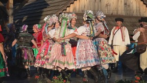 Folklórny festival medzi domami: Obyvatelia sa do podujatia aktívne zapojili