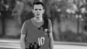Futbalista (†29) zomrel po vystriedaní