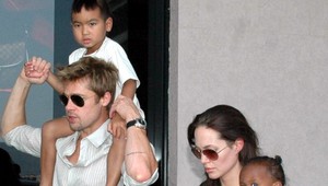 Dannii Minogue plánuje zničiť vzťah Pitta a Jolie