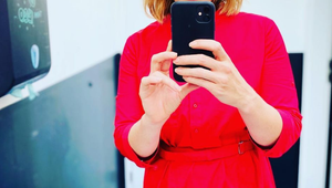 V minulosti schudla takmer 50 kíl a stále je štíhla ako laň: Jojkárska herečka nikdy krajšia nebola!