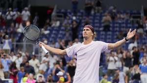 ZVEREV sa v prvom kole vytrápil, COBOLLI predviedol nevídaný obrat